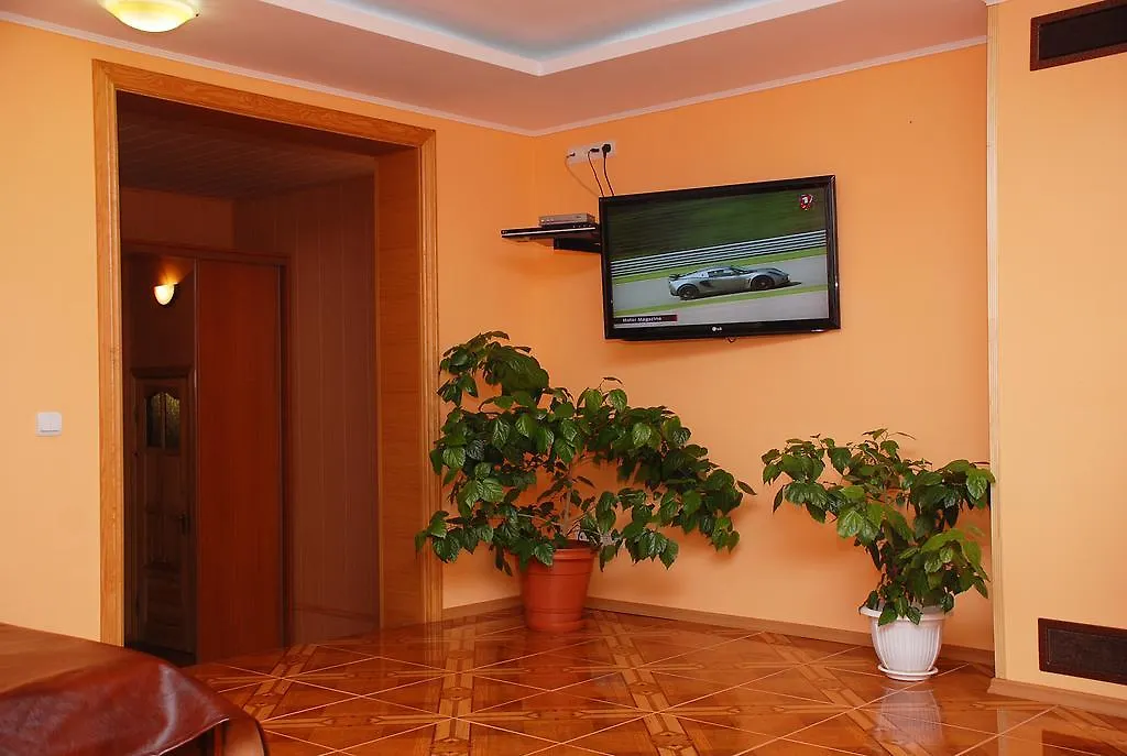 House In Bohatyrska Street Kiev Konukevi